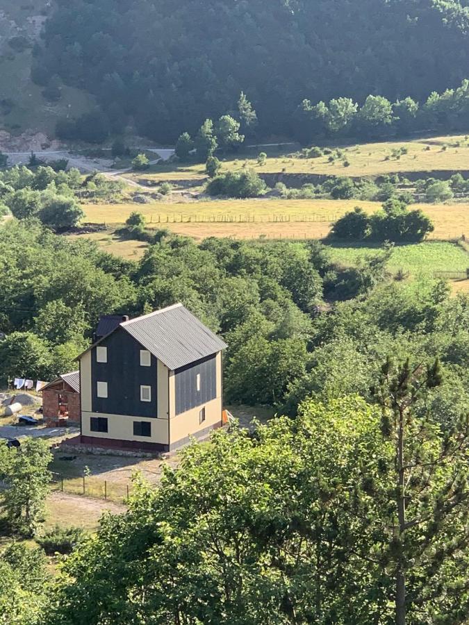 Vita Guesthouse Bajram Curri Luaran gambar